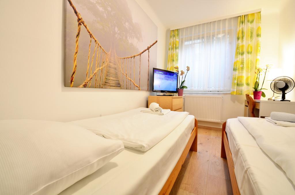 Ajo Central Vienne Chambre photo